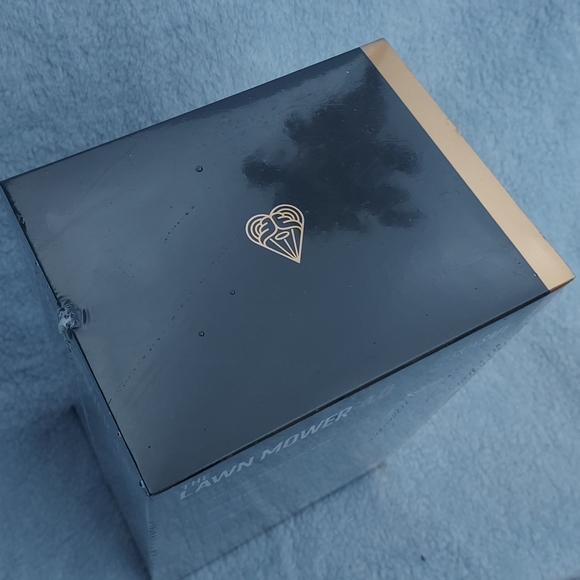 MANSCAPEDThe Lawn Mower 4.0 - Picture 3 of 6